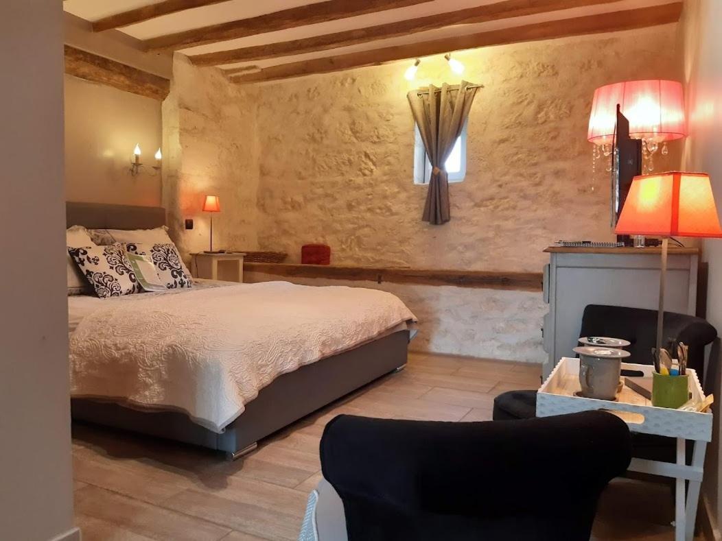 Domaine Les Feuillants Hotell Crouzilles Eksteriør bilde
