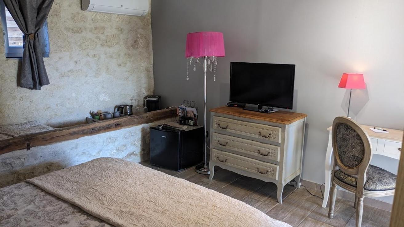 Domaine Les Feuillants Hotell Crouzilles Rom bilde